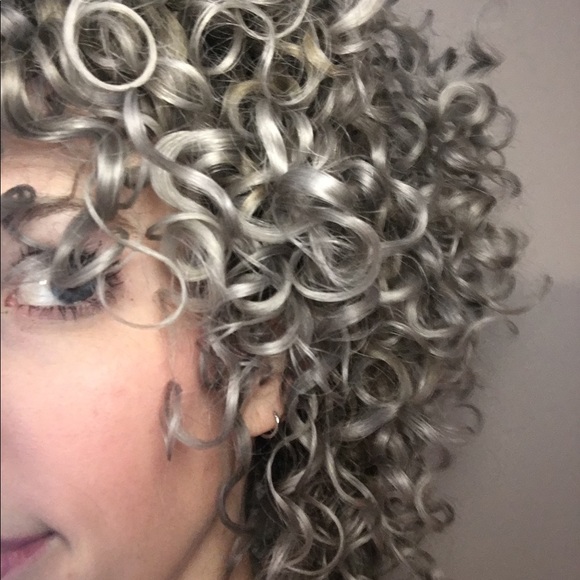 Meet your Posher, Amy - Picture 1 of 1